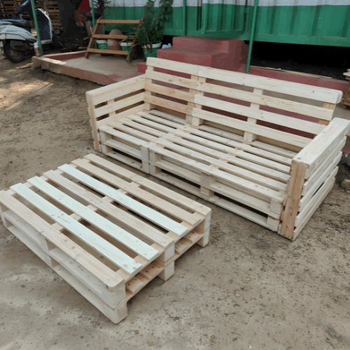 3-SEATER DOUBLE LAYER PALLET SOFA WITH CENTRE TABLE - PTS011