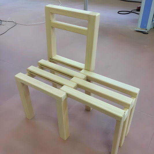 Extendable pallet stool