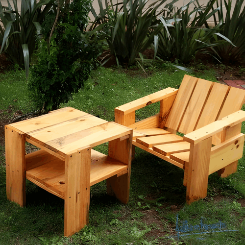 1-SEATER  PALLET SOFA WITH CENTRE TABLE - PTS002